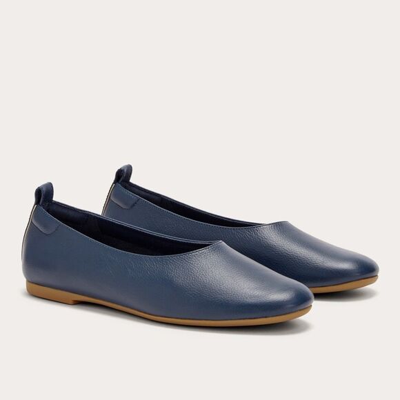 NEW EVERLANE The Day Glove in Navy Blue - Picture 3 of 7